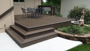 Should I Repair or Replace My Deck?